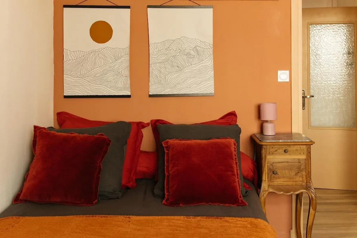 Grand Appartement Entre Gare Et Port ツーロン アパート